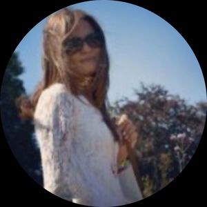 Meet your Posher, Camille